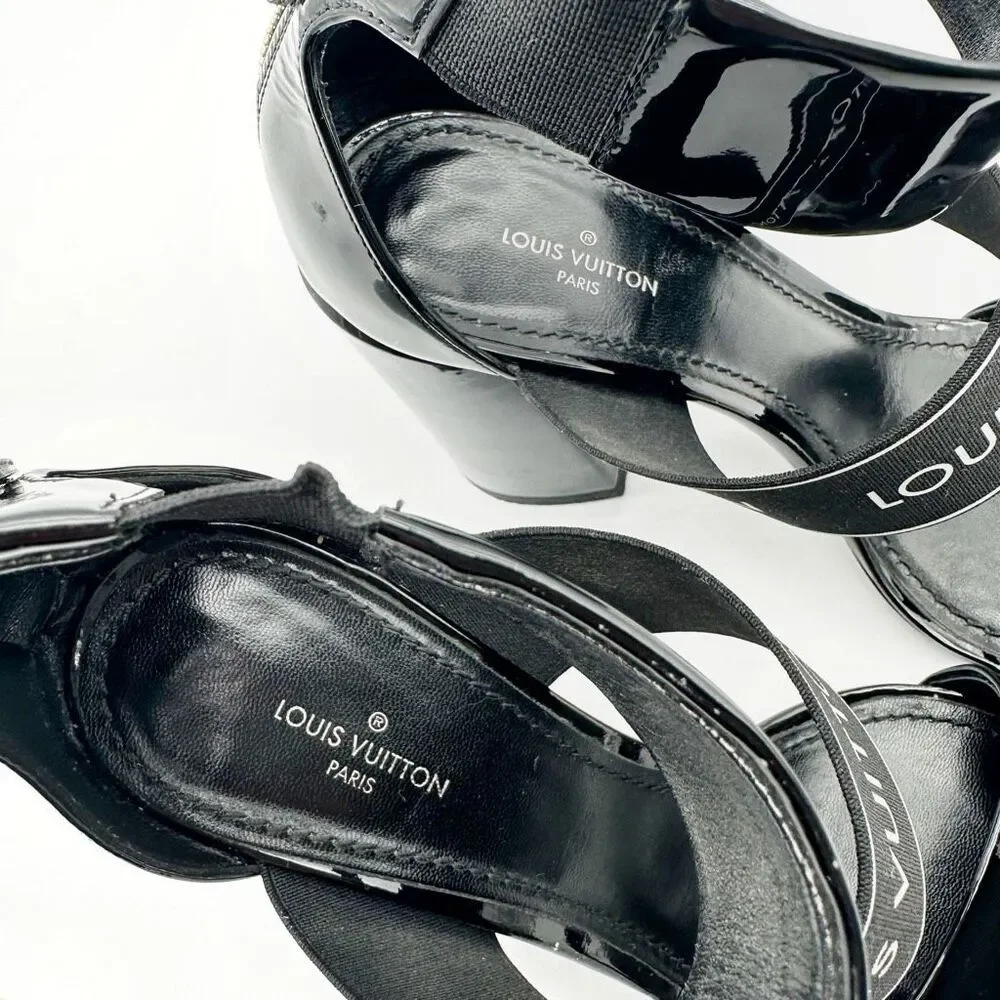 LOUIS VUITTON Trail Black Patent Leather Logo Sandal Size 37 Block Heel